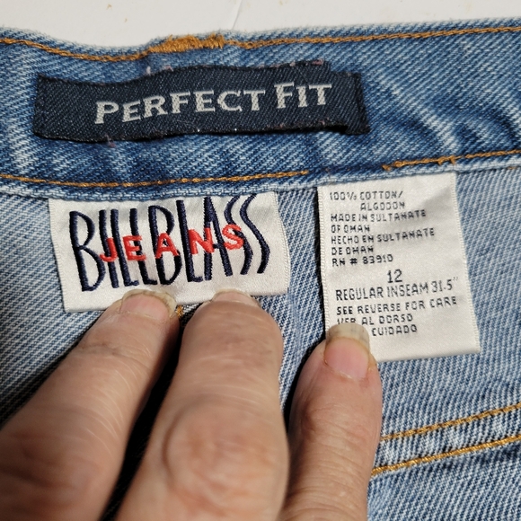 Bill Blass 5 Pocket Straigh Leg Jeans Size 12 - Picture 4 of 7